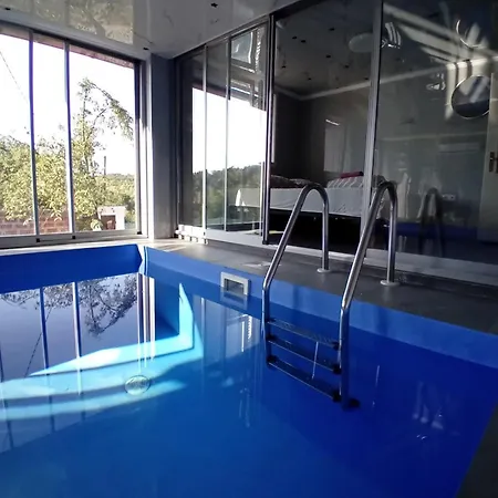 Gyps Vikendica With Swimming Pool And Sauna * Τούζλα