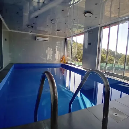 Gyps Vikendica With Swimming Pool And Sauna *